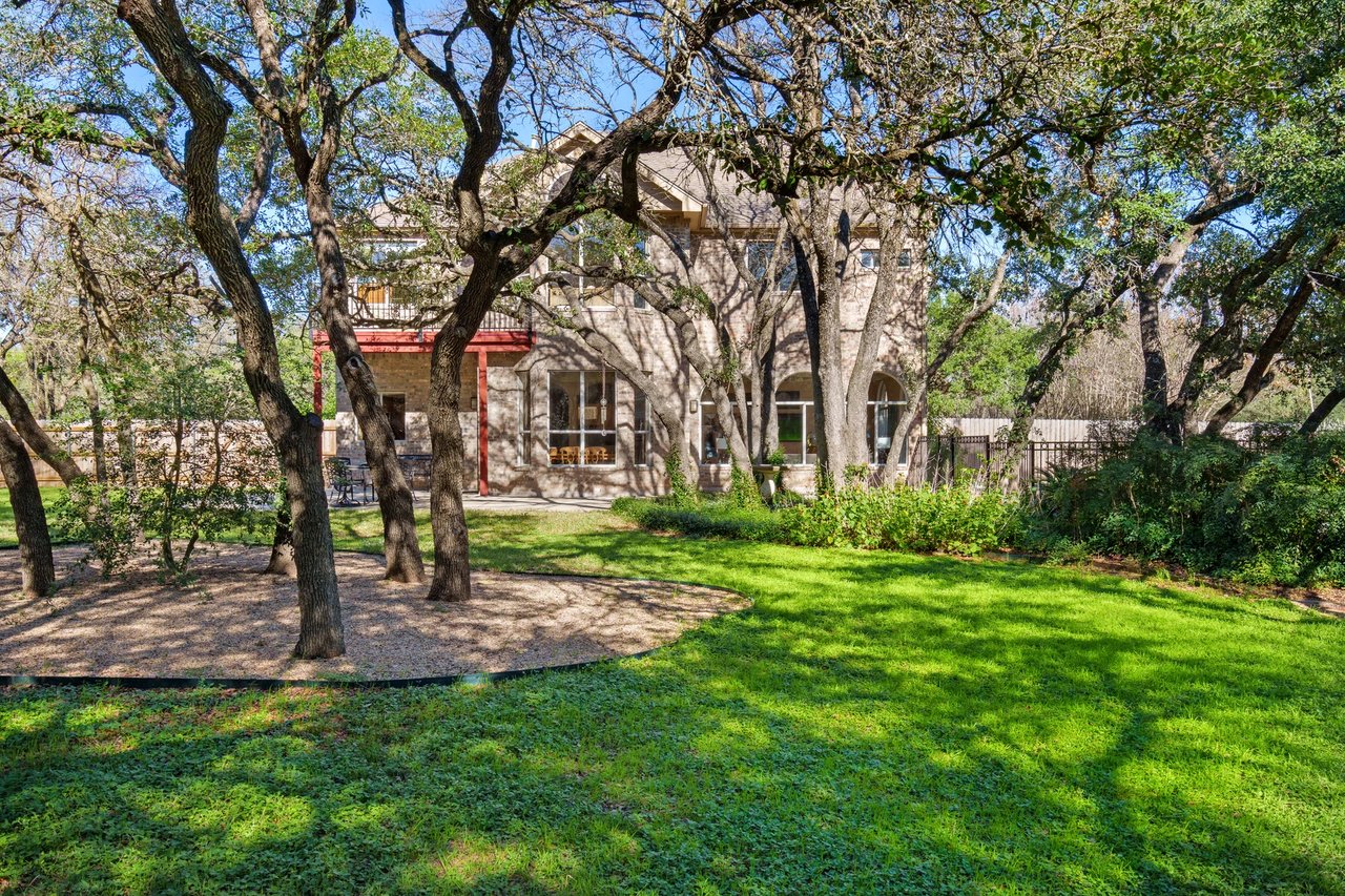 3813 McNeil Dr