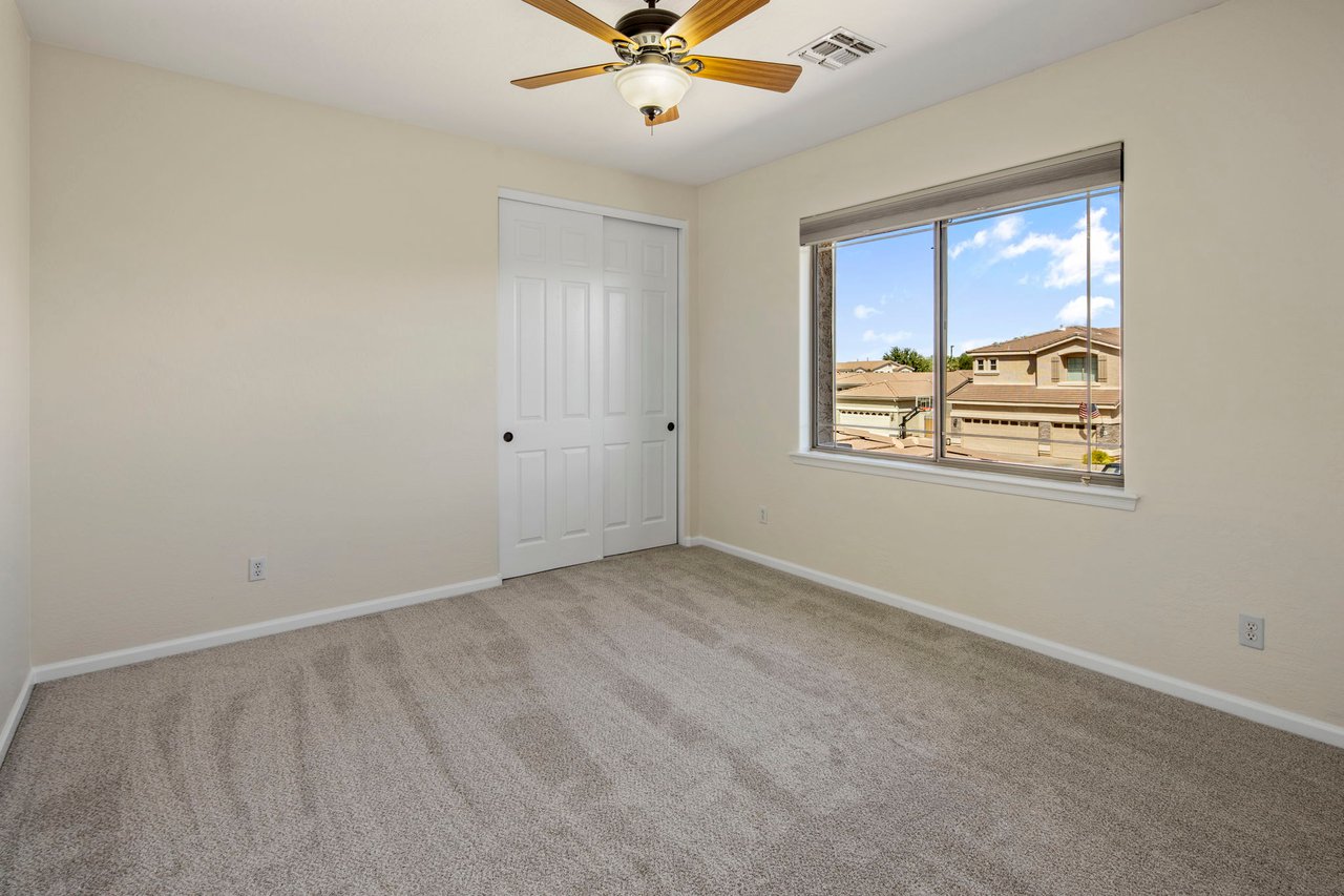 315 E Mary Ln