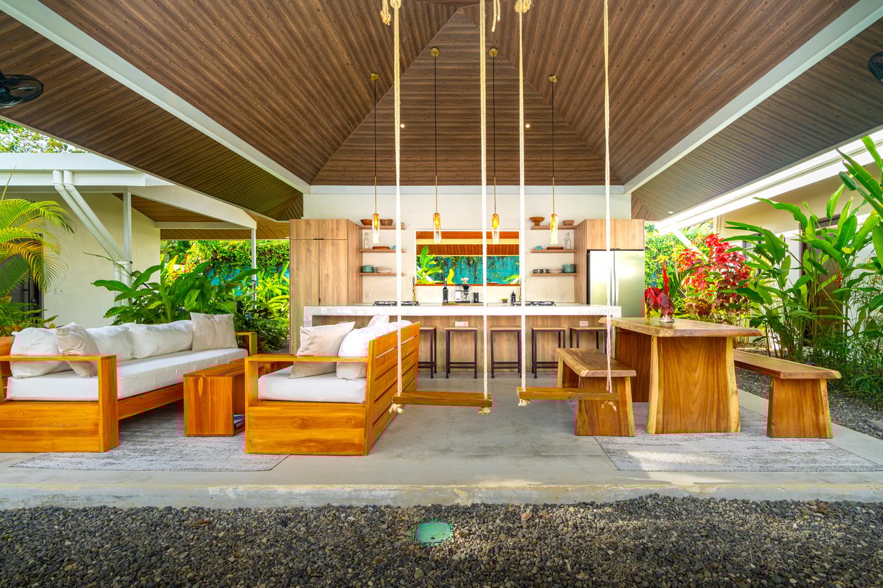 Income Ready Boutique Investment near Whale's Tail Beach