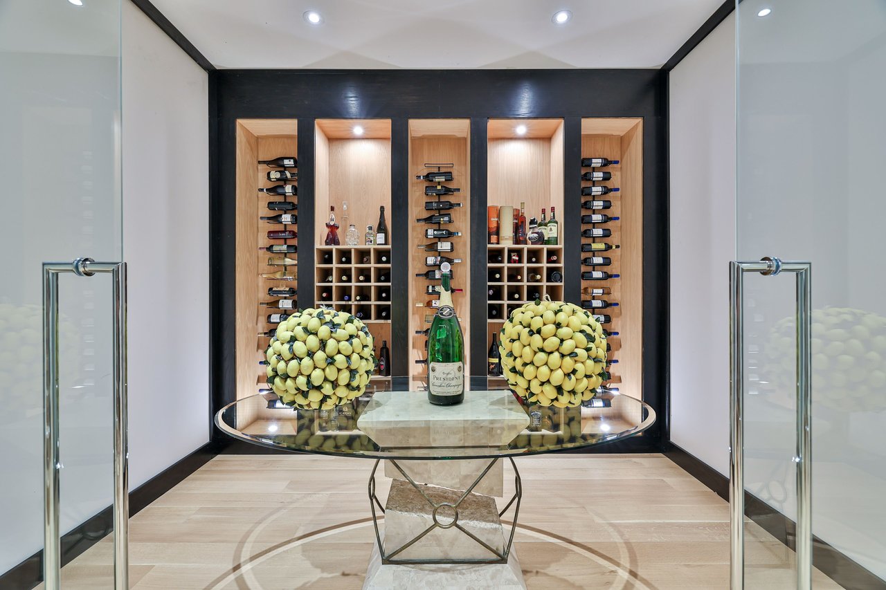 Exquisite Luxury Finishes