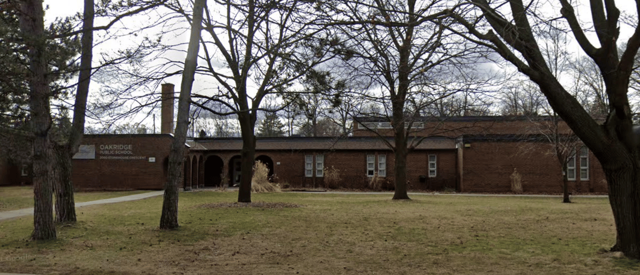 Oakridge Public School 