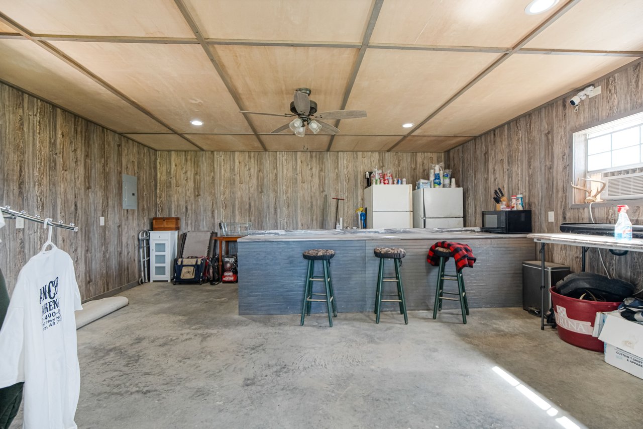 185 Acre Horse and Cattle Ranch