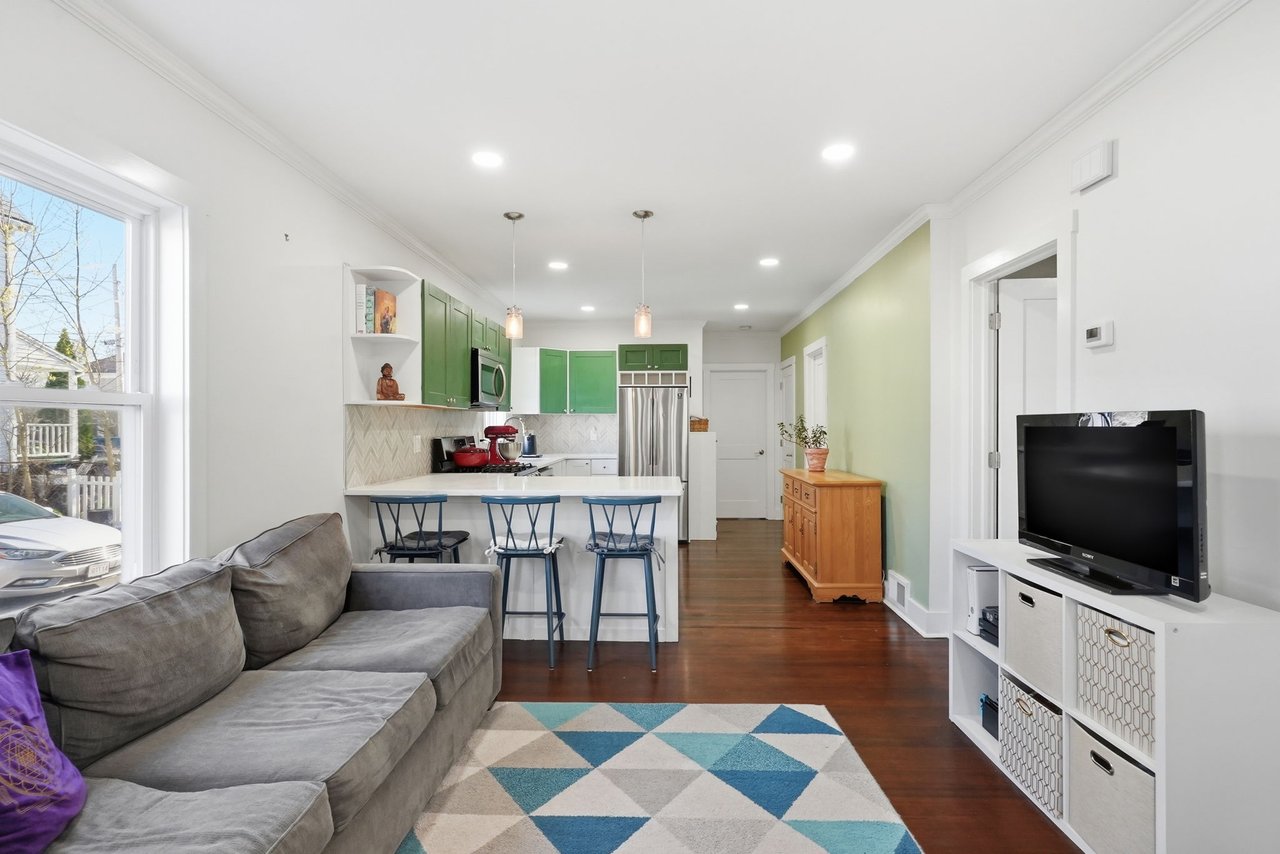 18 Phelps St #1 Salem, MA 