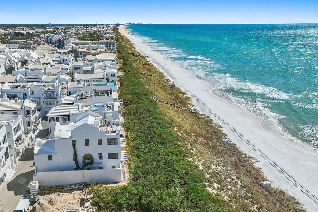 Why Luxury Buyers Are Flocking to Florida’s Emerald Coast in 2026