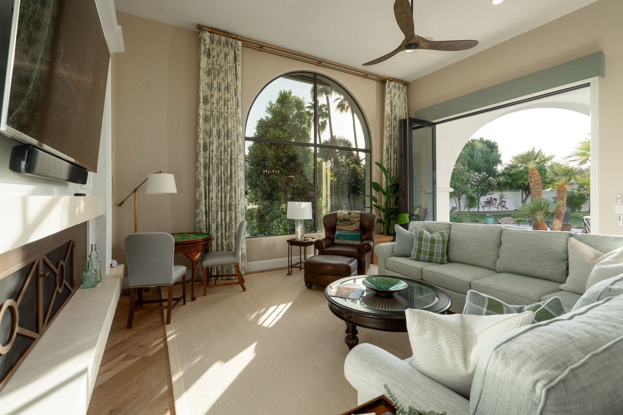 7115 E FOOTHILL Drive