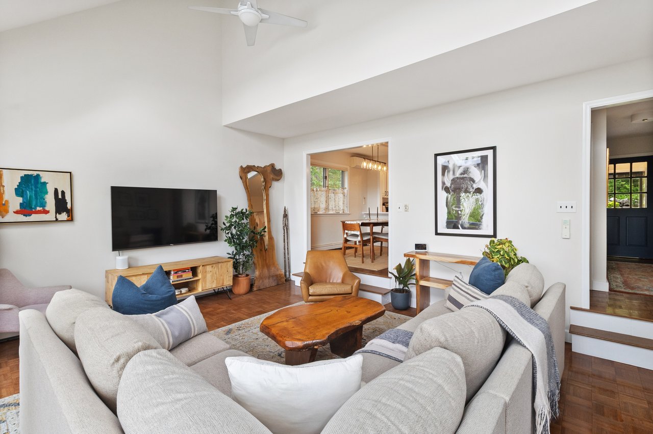 30 Woodcrest Terrace