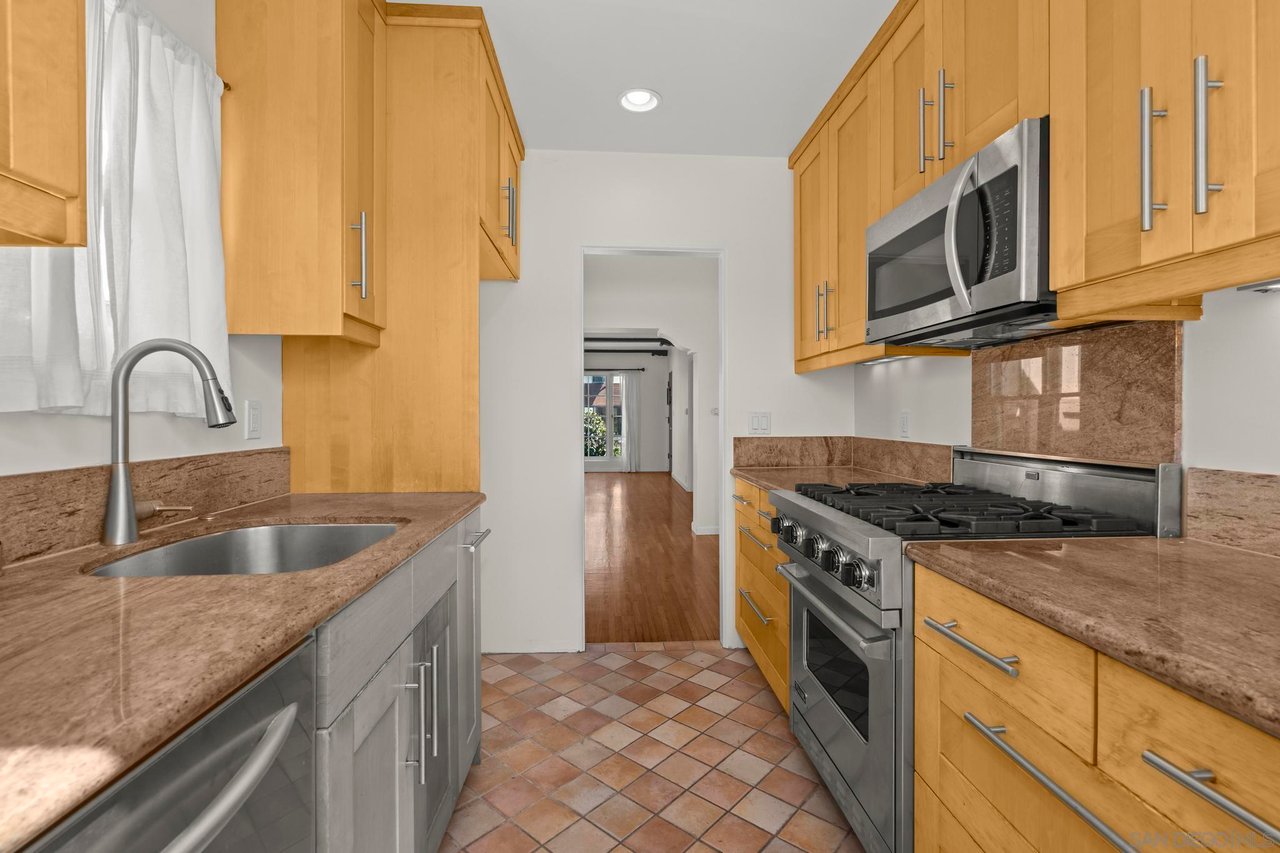 607 Arenas St, La Jolla, CA 92037