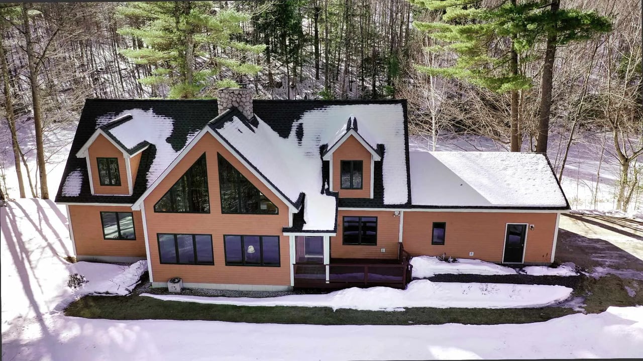83 Mountain Vista Dr