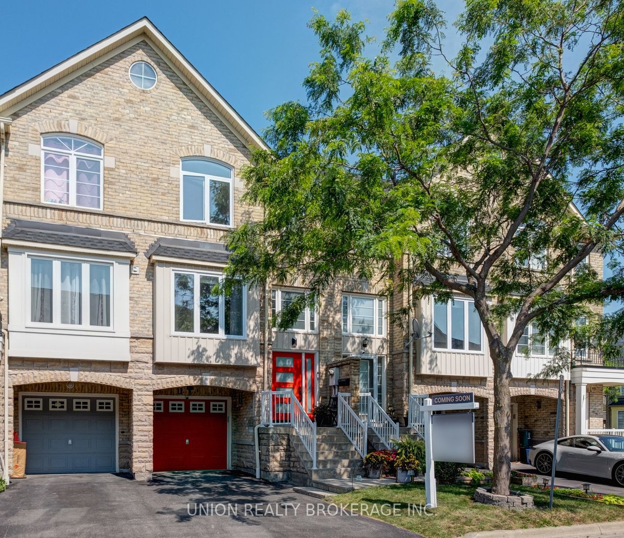 11 Talbotshire St
