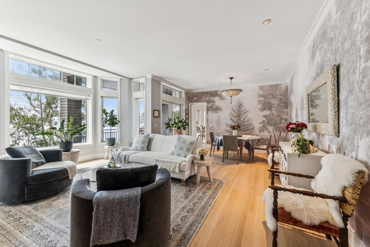65 De Silva Island Drive