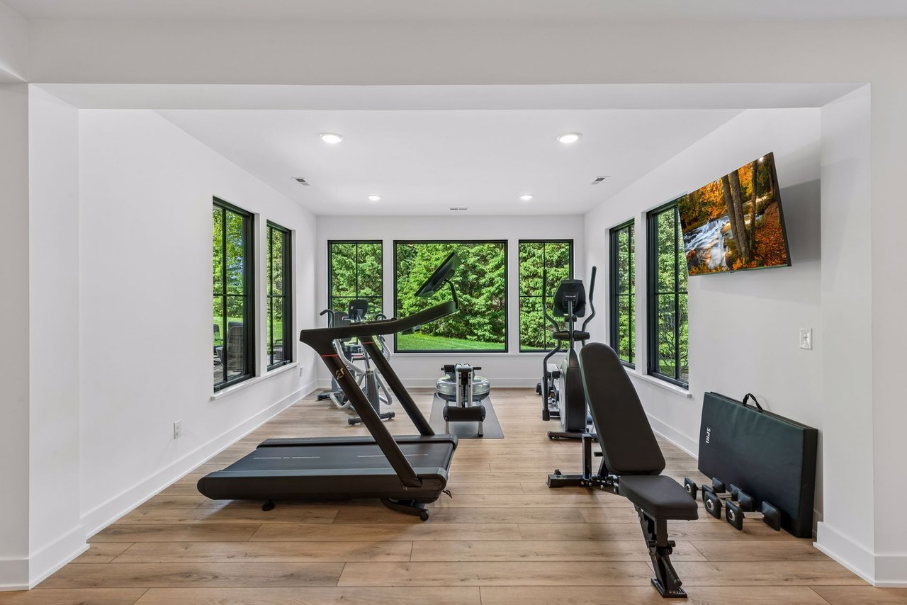 2888 Deer Hill Road, Medina