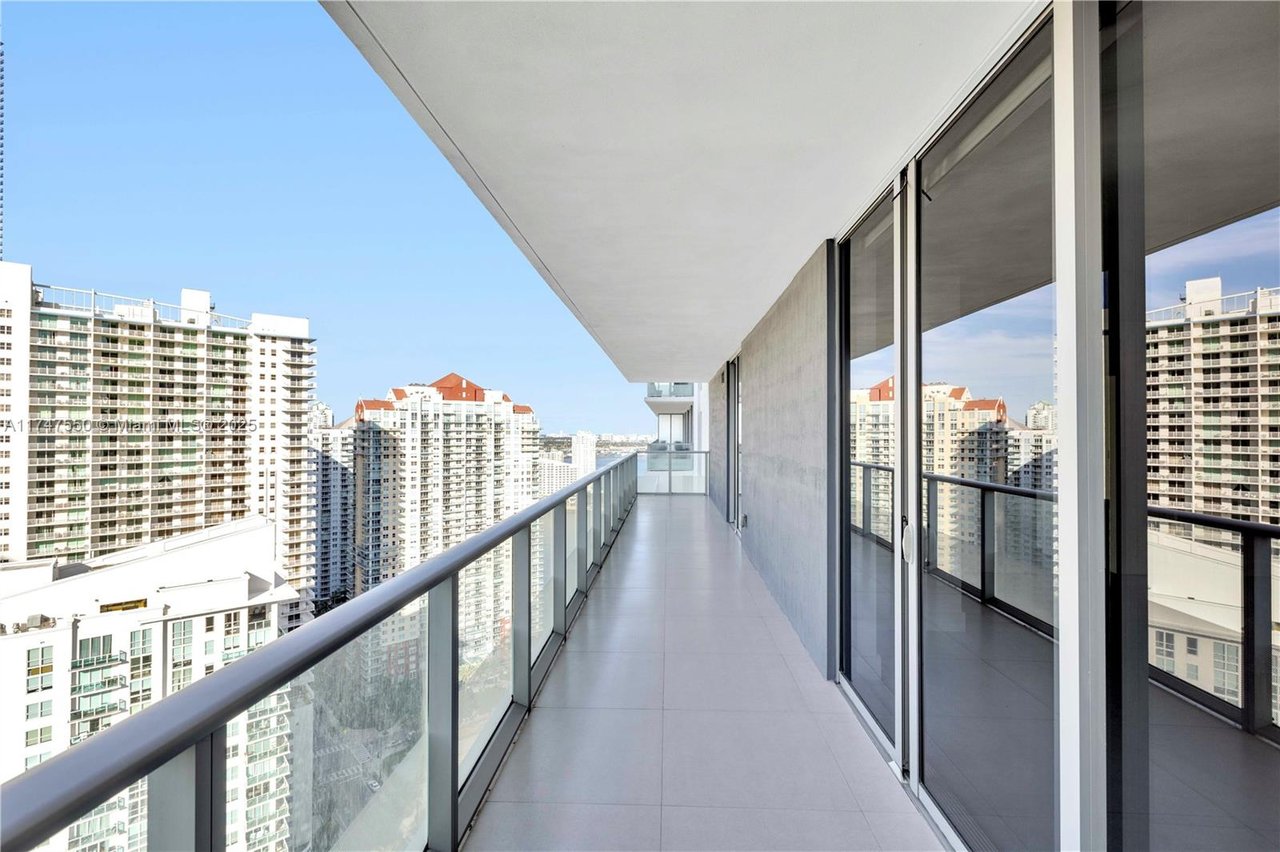 Brickell House #3200