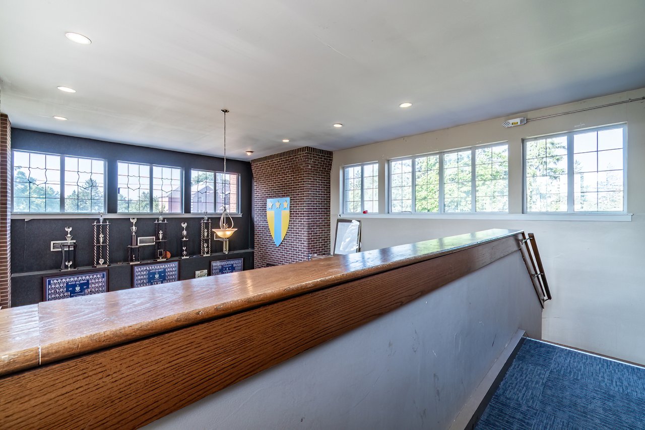 Ball State Greek House Goes to Public Auction