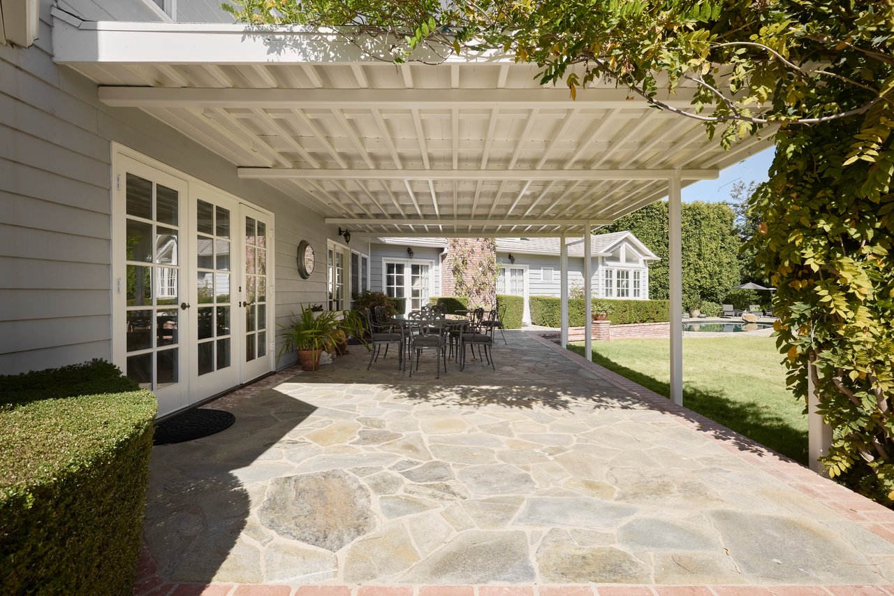 196 Granville Ave, Brentwood