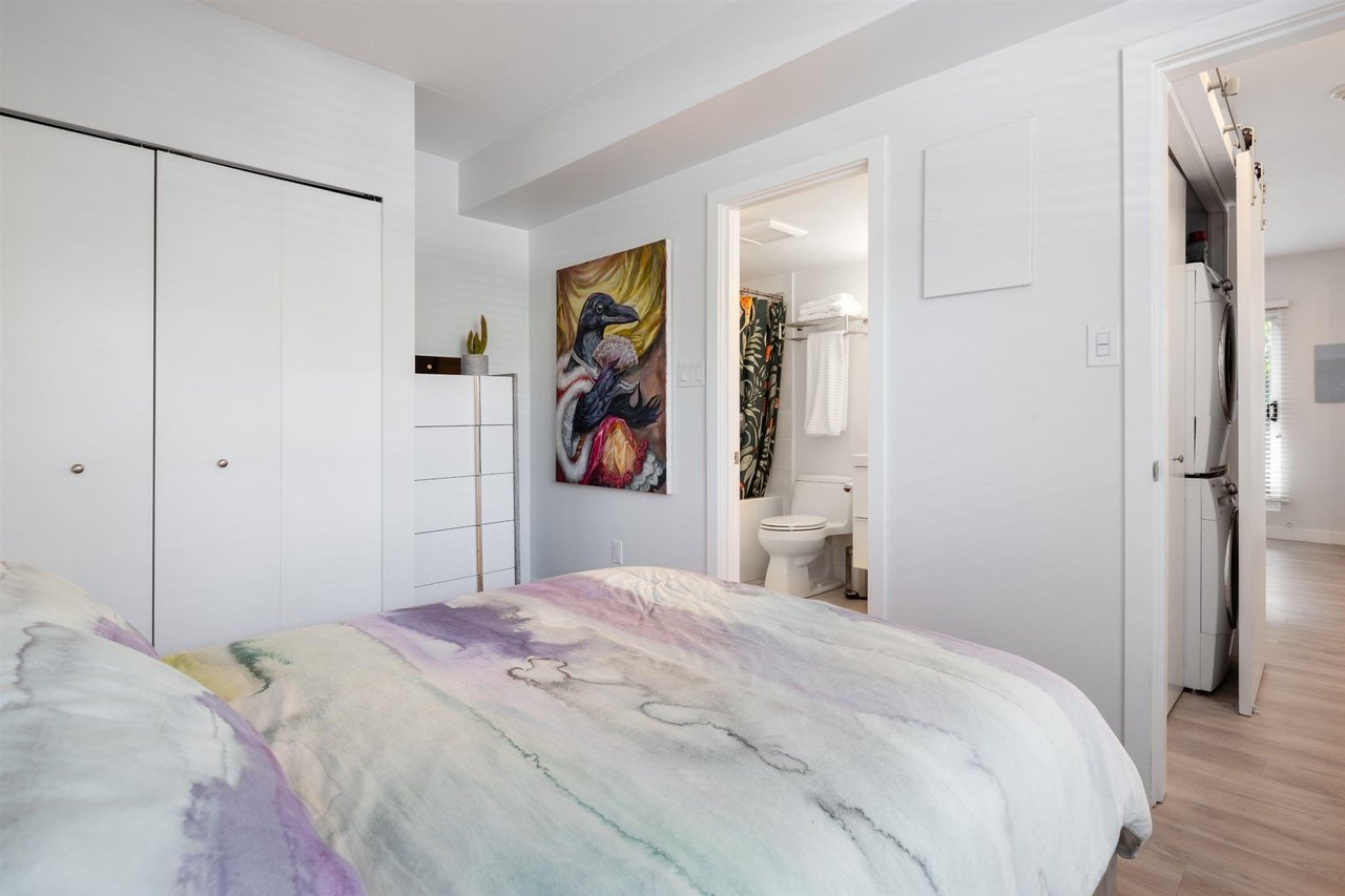 870 W 7th Ave, #1