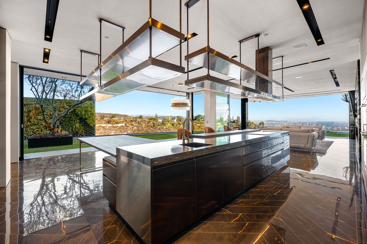1200 Bel Air Road