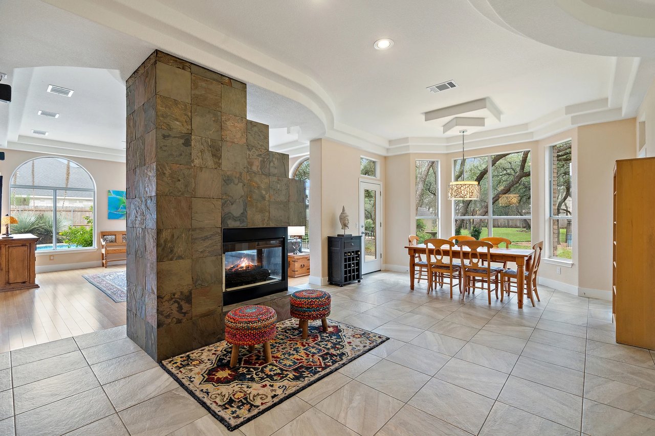 3813 McNeil Dr