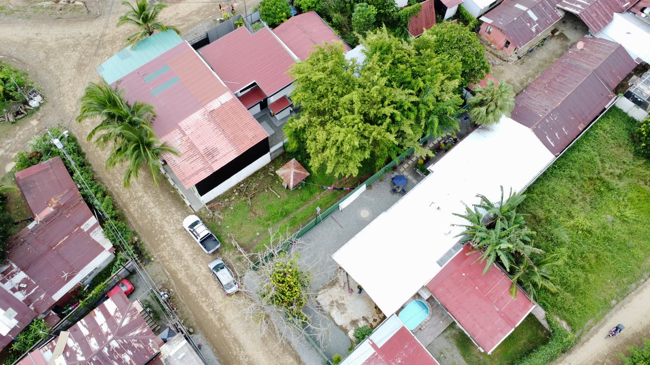 0.11 ACRES – 5 Cabinas Plus Room To Add More In Heart Of Uvita, Walk To Everything!!!!