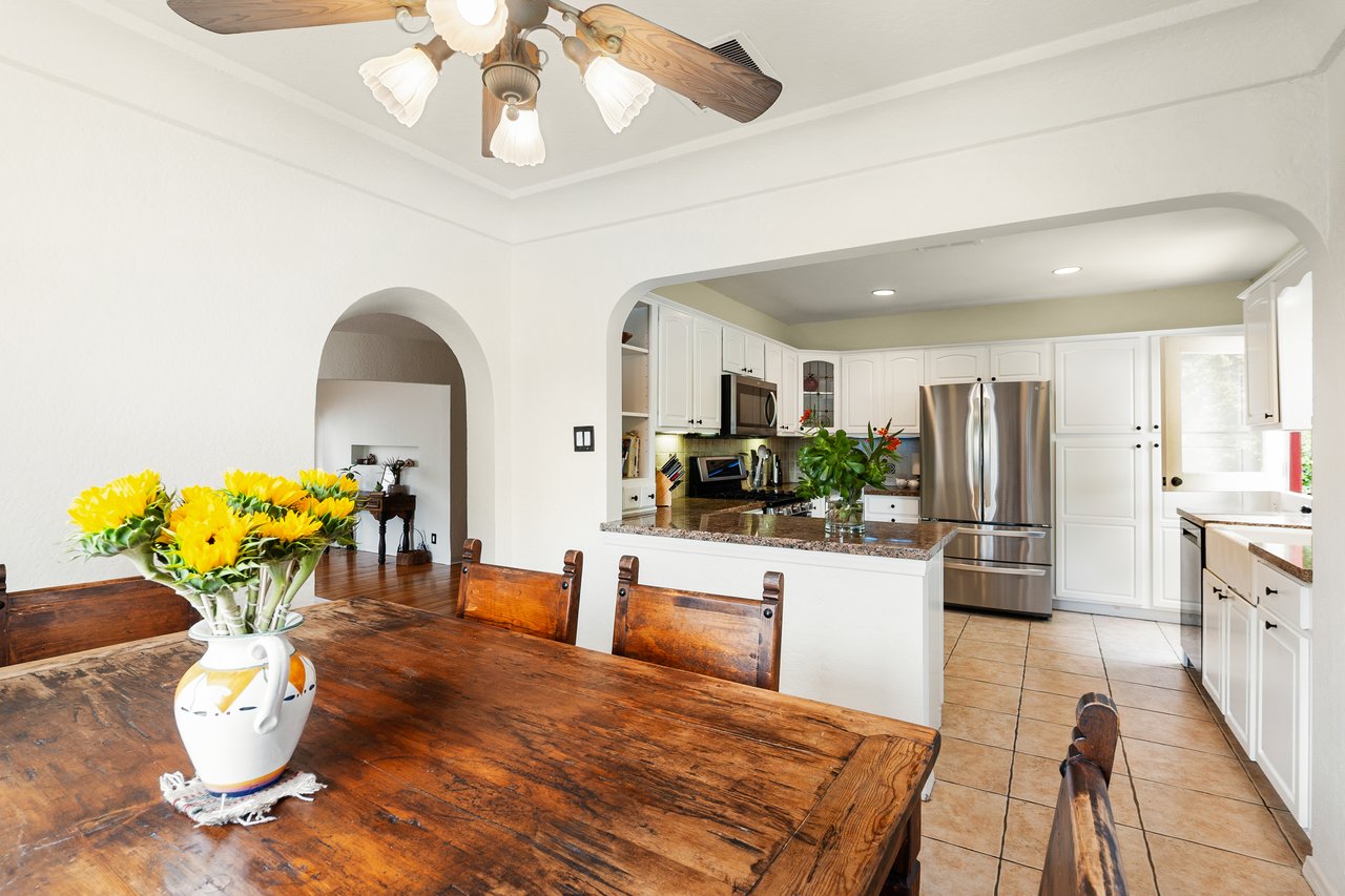 4333 Vantage Ave, Studio City