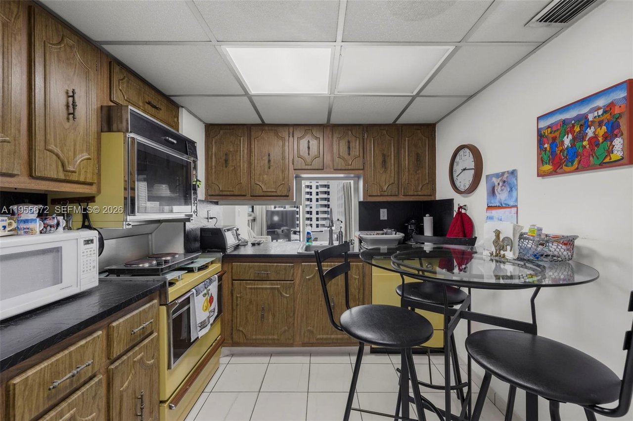 Mirasol Ocean Towers Condo, Unit 707 