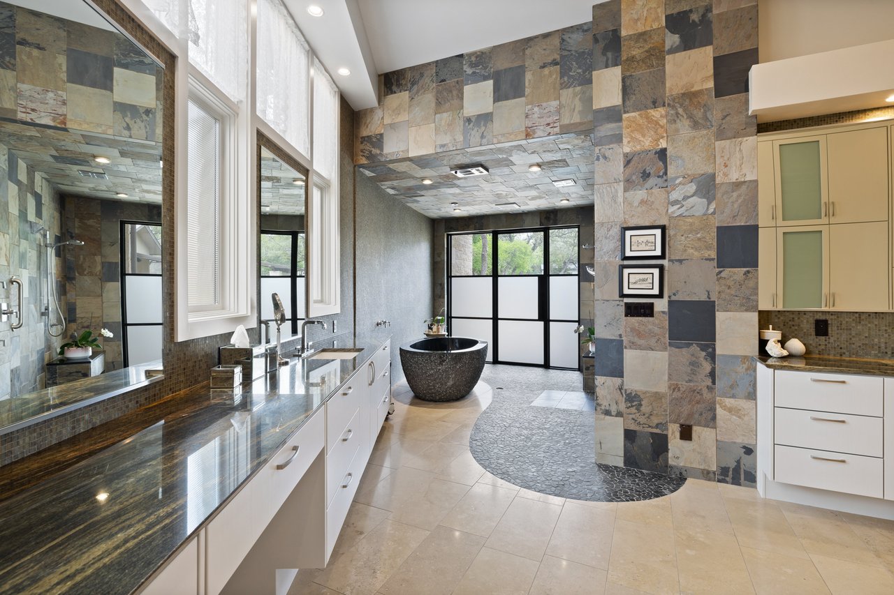 12028 Kirkland Ct