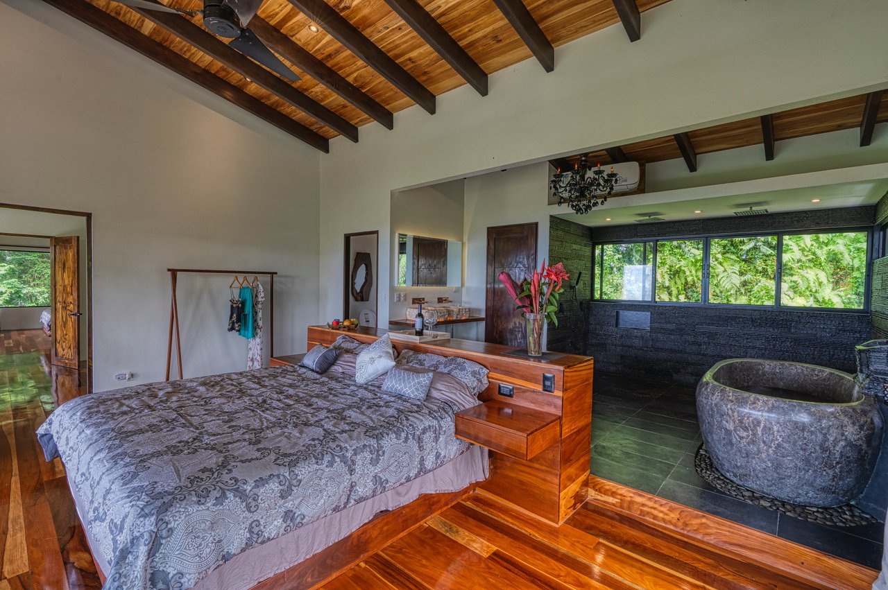 Beauty Villa- Ocean View in Uvita