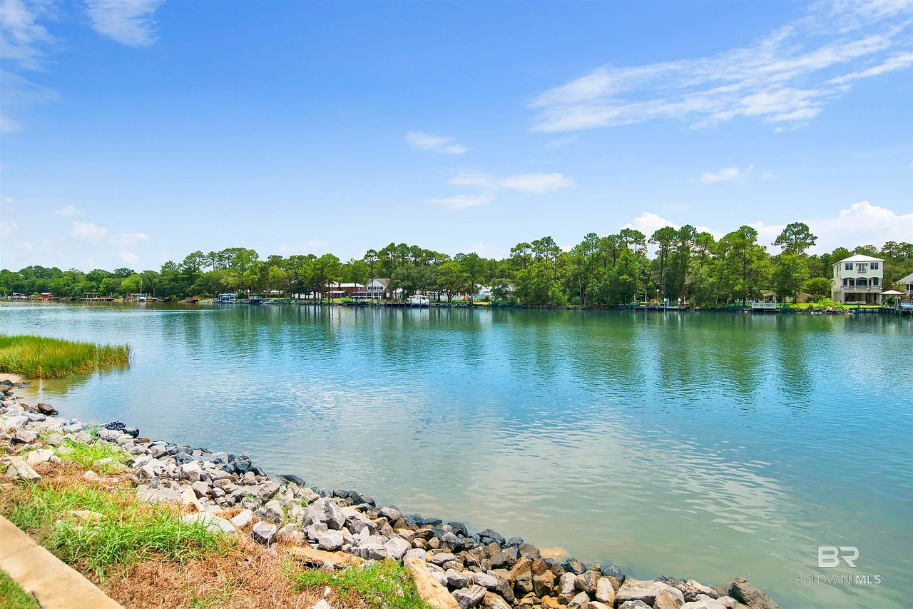 873 Inlet Cir