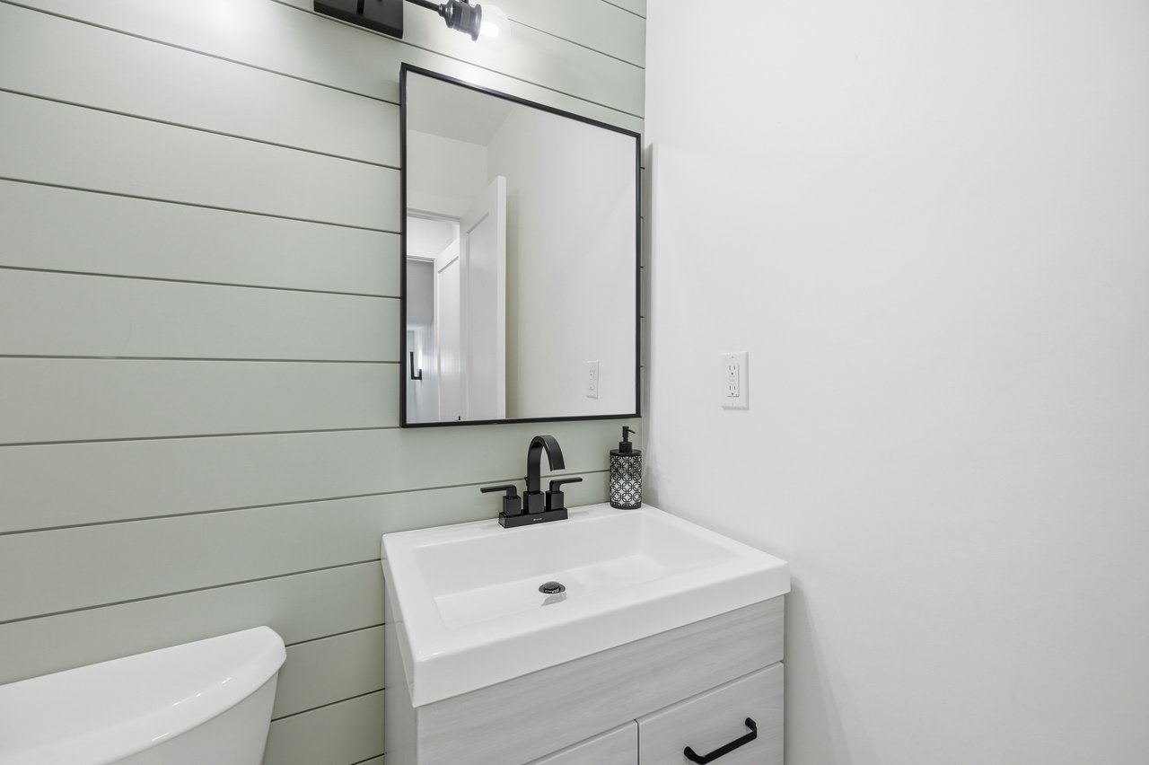 1181 Potters Wheel Cres, Oakville