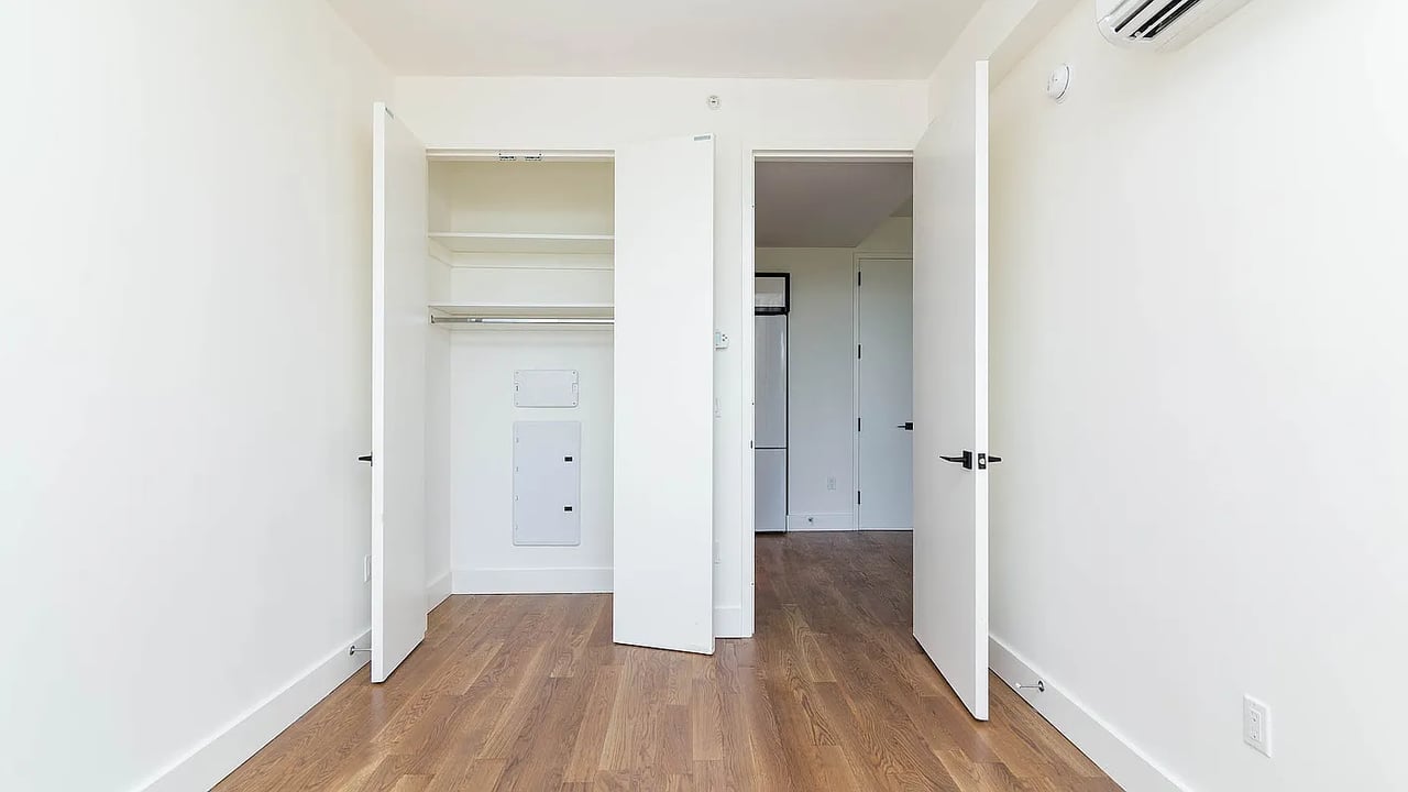 581 Ocean Parkway 4D