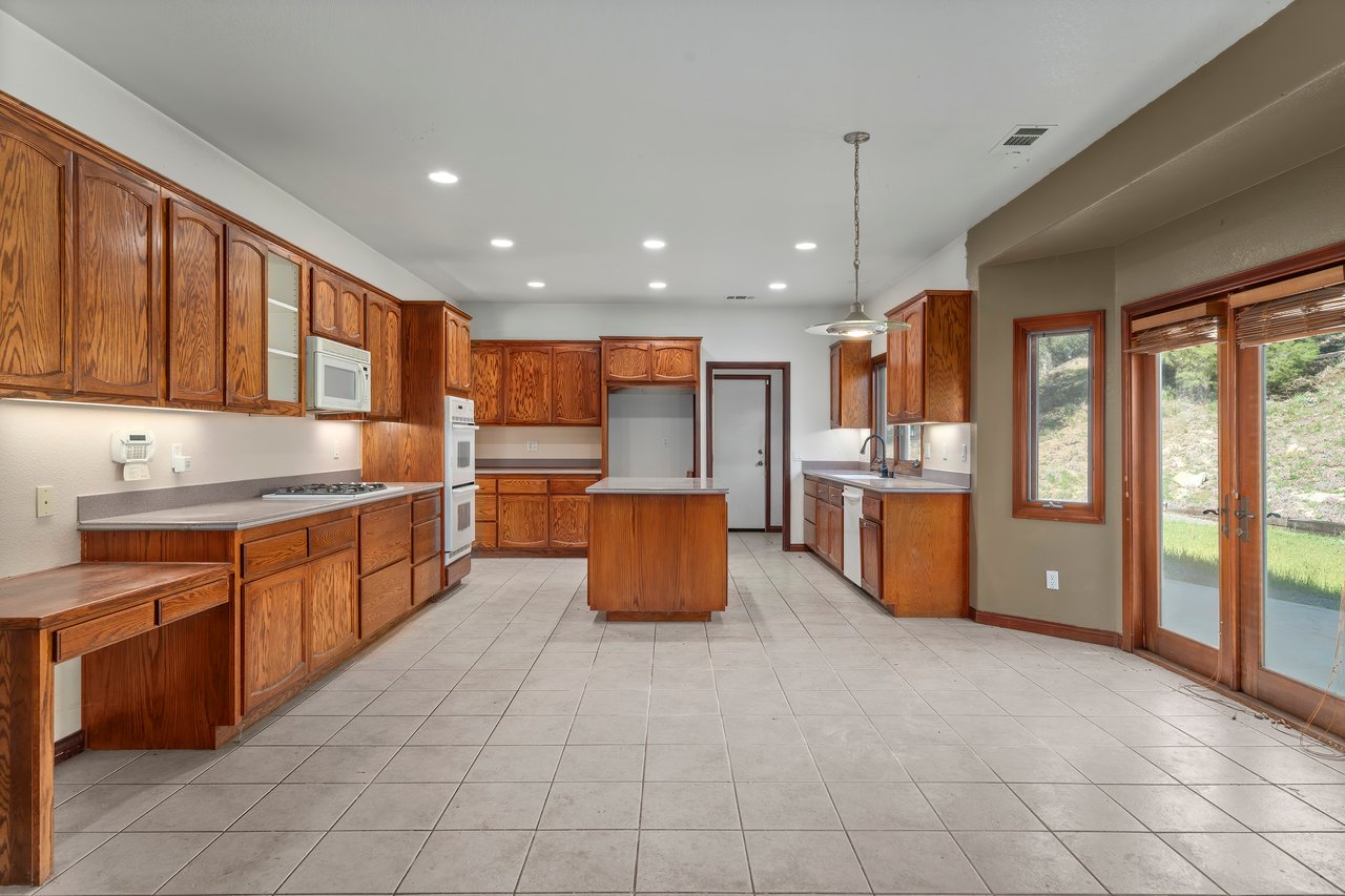 40994 Calle Bandido