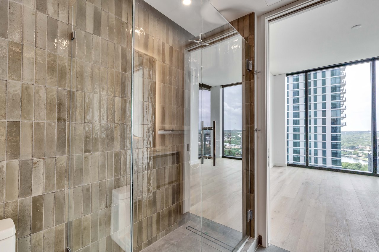 The Modern Residences: 610 Davis St. #2205