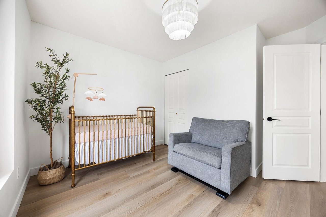 24395 102 Ave