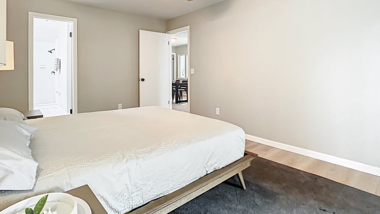 Spacious Open Concept Home in Winter Springs