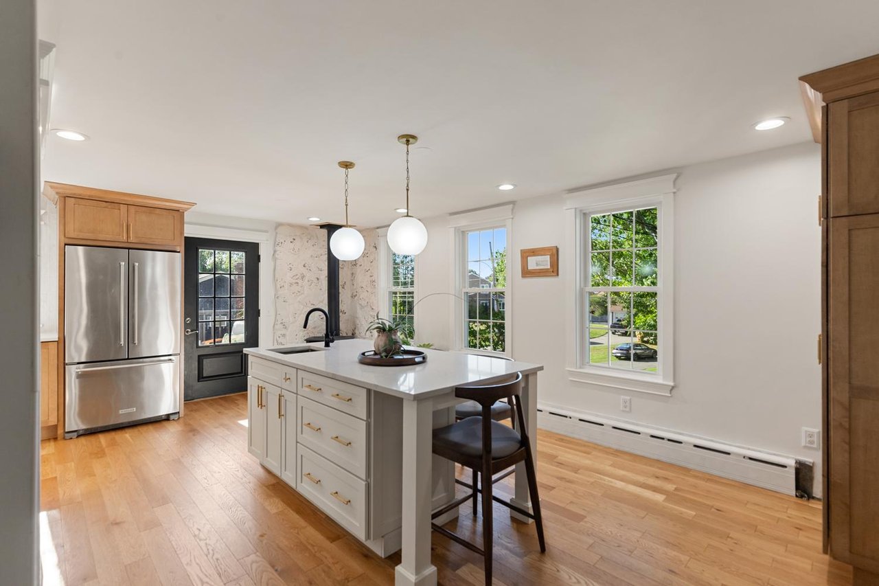 78 Forest St 