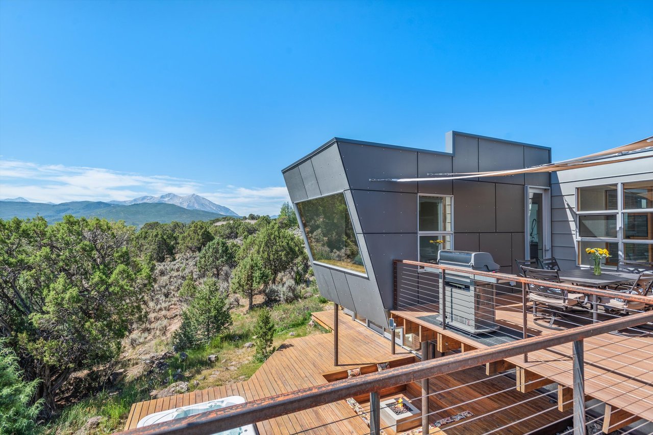 457 Schooner Lane