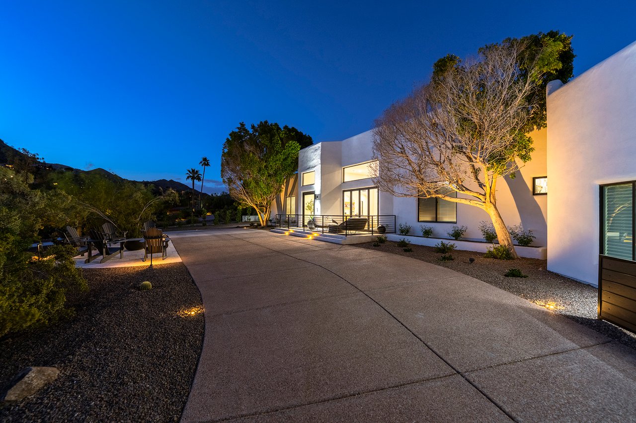 6535 N HILLSIDE Drive