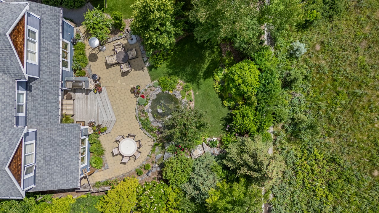 35 Tusslewood Drive NW