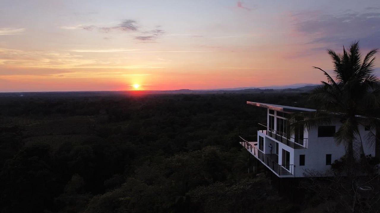 Exceptionally Private Home with Panoramic Ocean, Mountain & Sunset Views - Casa Sol
