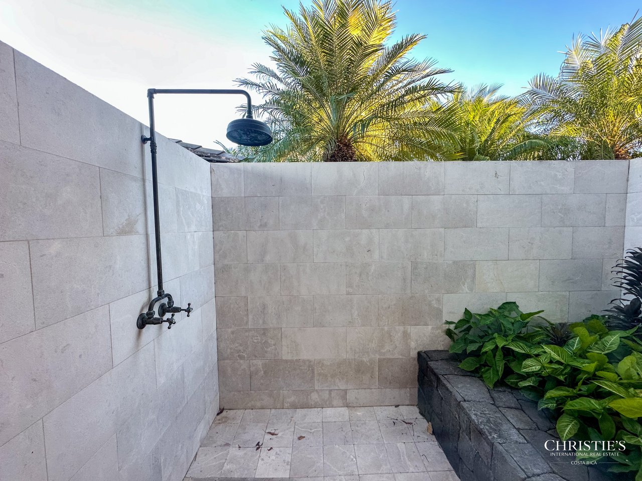 Casa Tres Doces - El Tesoro Development