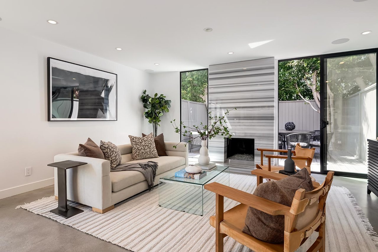 1327 Havenhurst Unit #10
