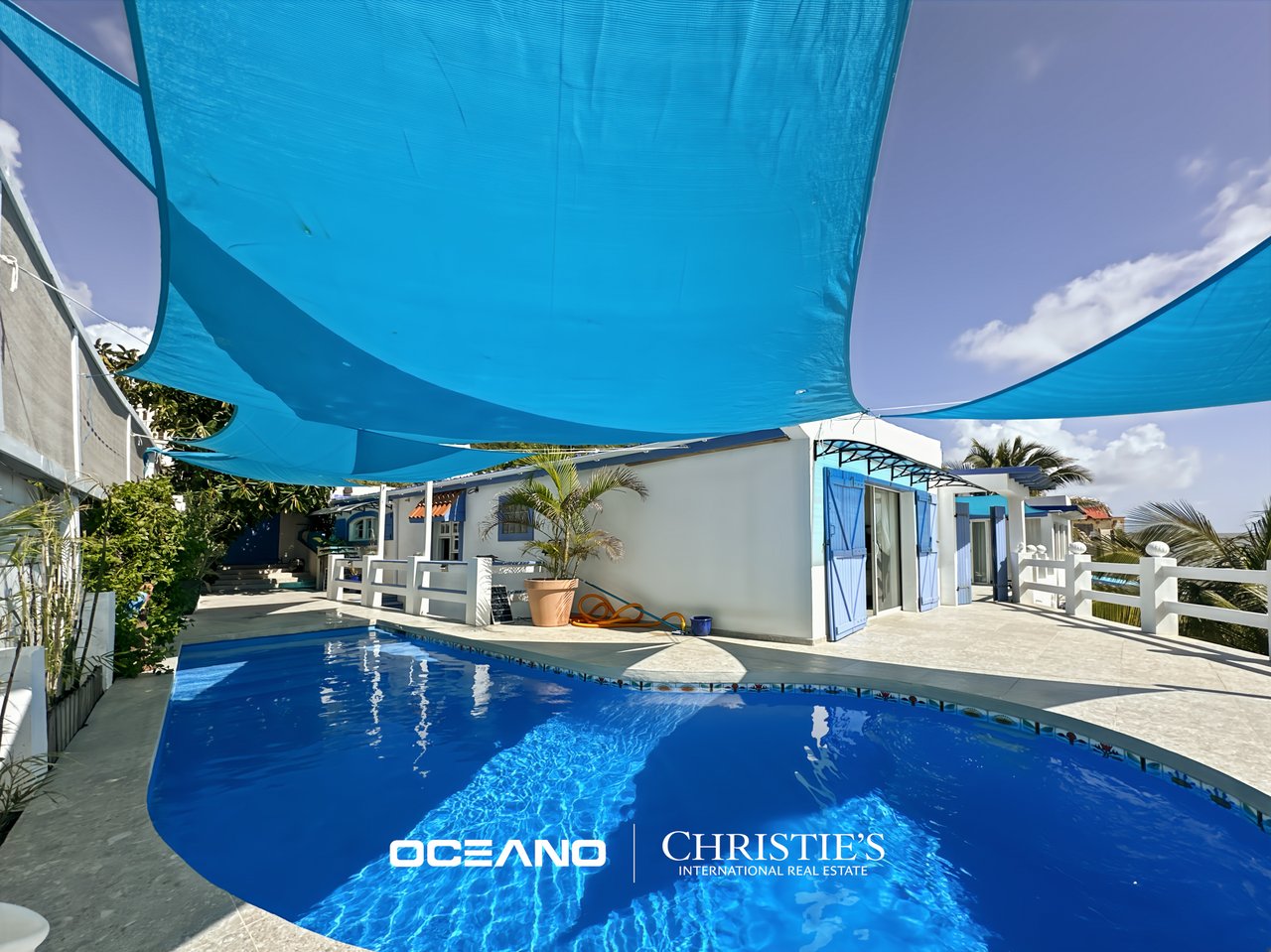 POINT BLANCHE – 5-Bedroom Villa