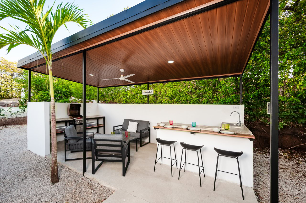 V-Kaza Oriol | Exclusive Modern 2-Bedroom Villa Steps from Playa Conchal