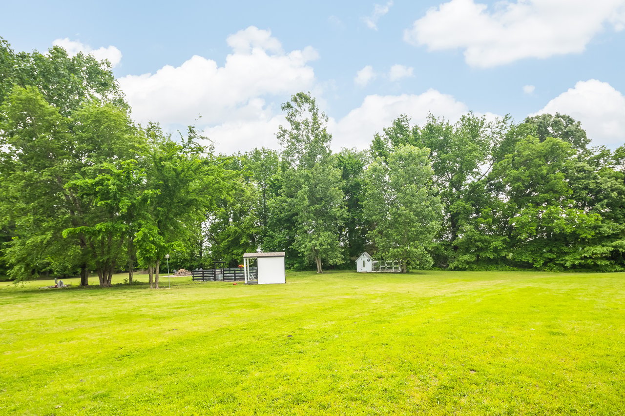 1095 CULBREATH RD