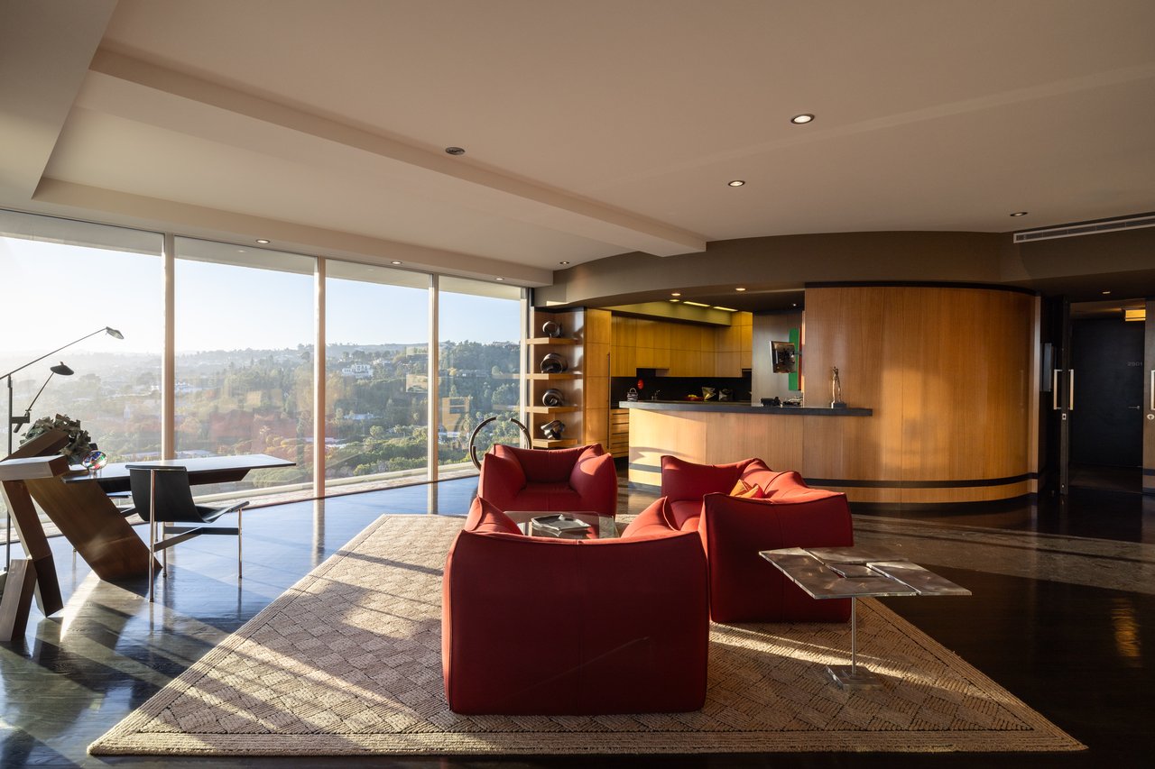 9255 Doheny Rd Unit: 2502, Sunset Strip
