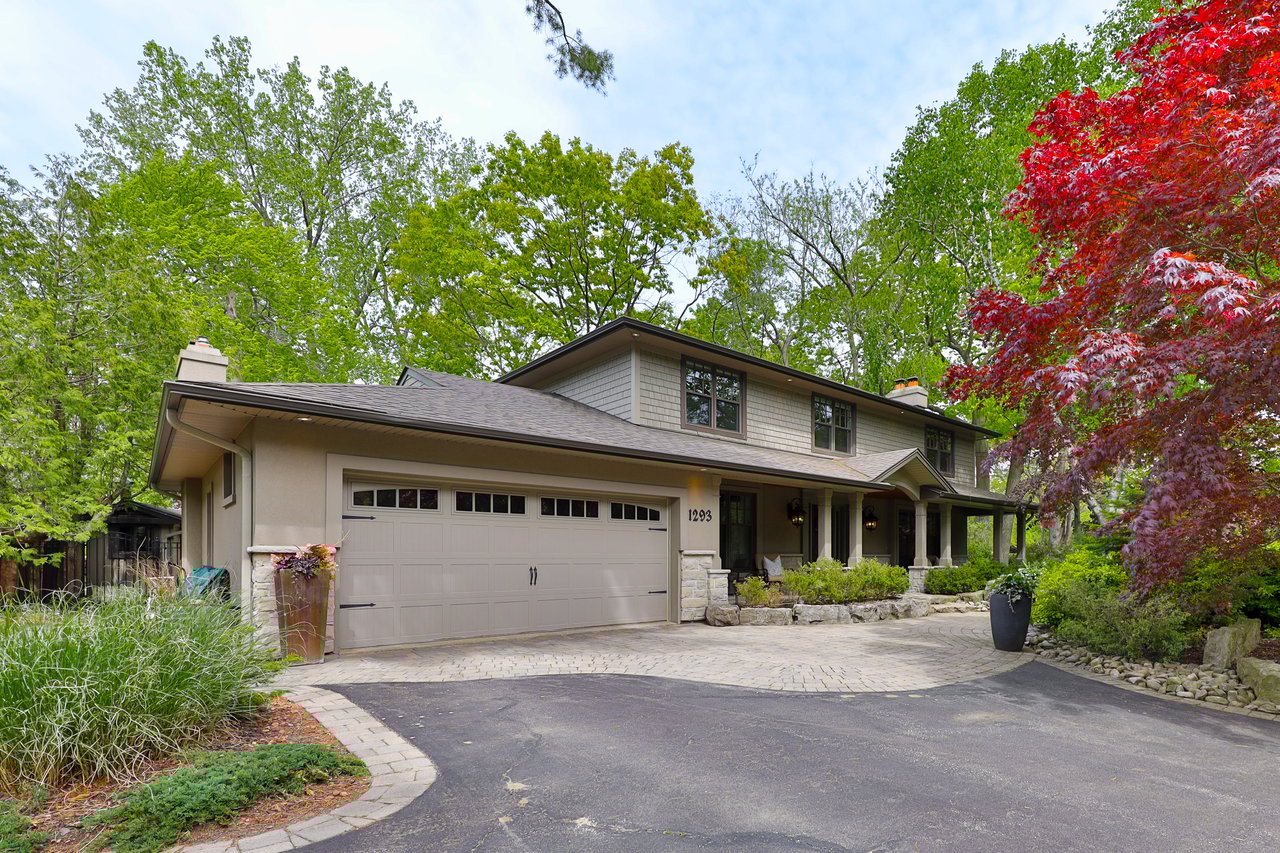 1293 Greenoaks Dr
