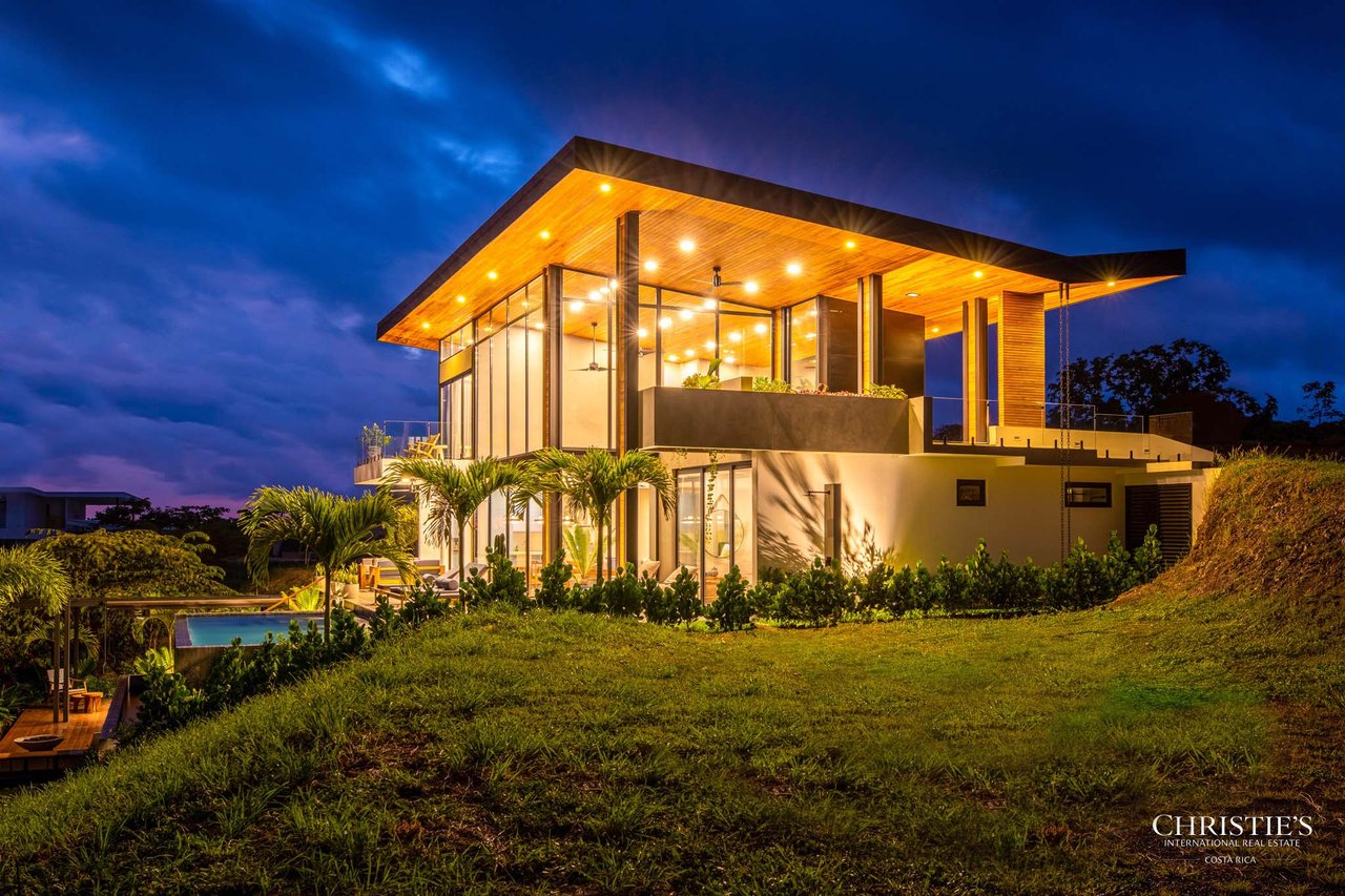 Tropical Luxury Ocean View Garden House Villa