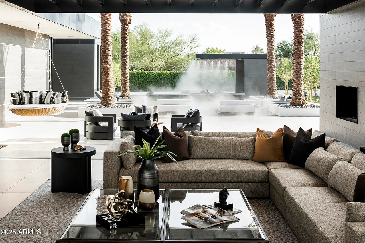 6911 E Jackrabbit Rd