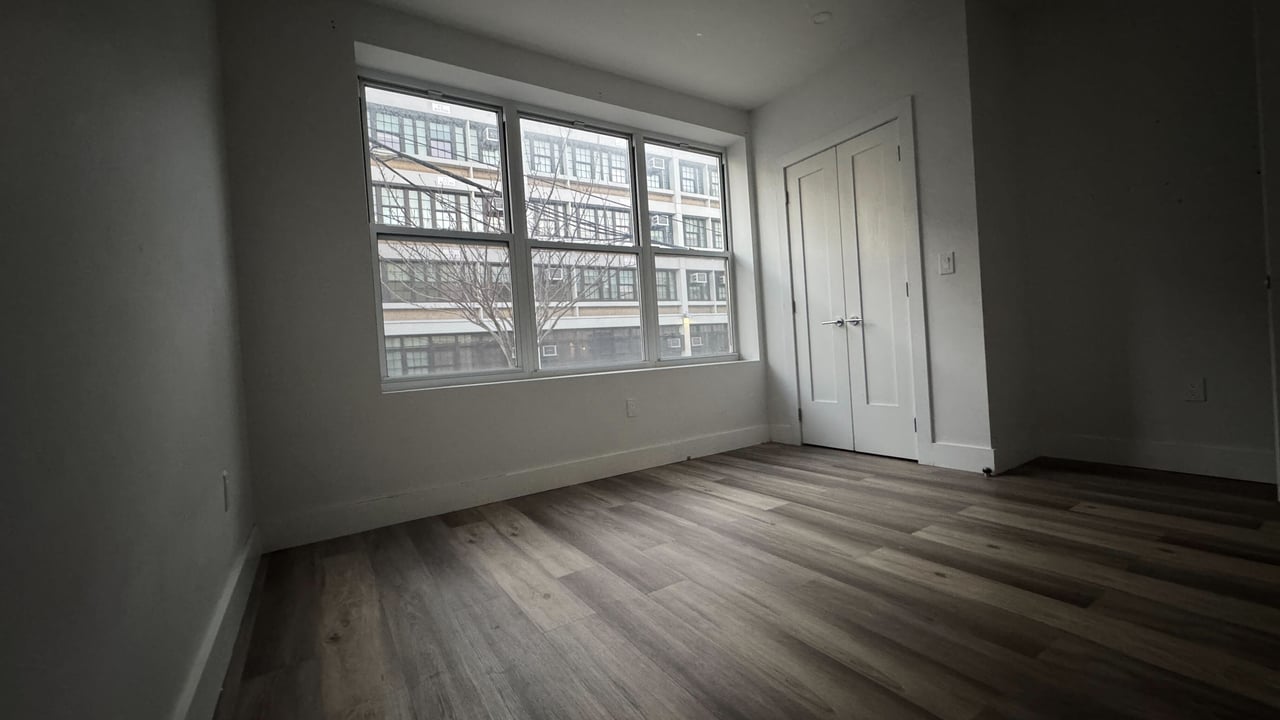 2785 East 15th Street #1F