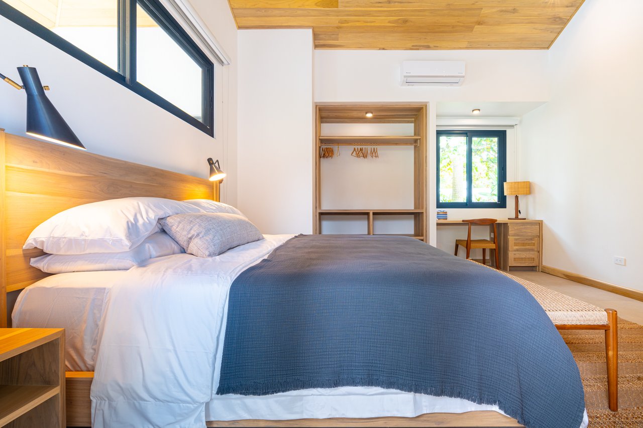 Casa Otra Vida – A Private Jungle Retreat with Ocean Views & Off-Grid Luxury