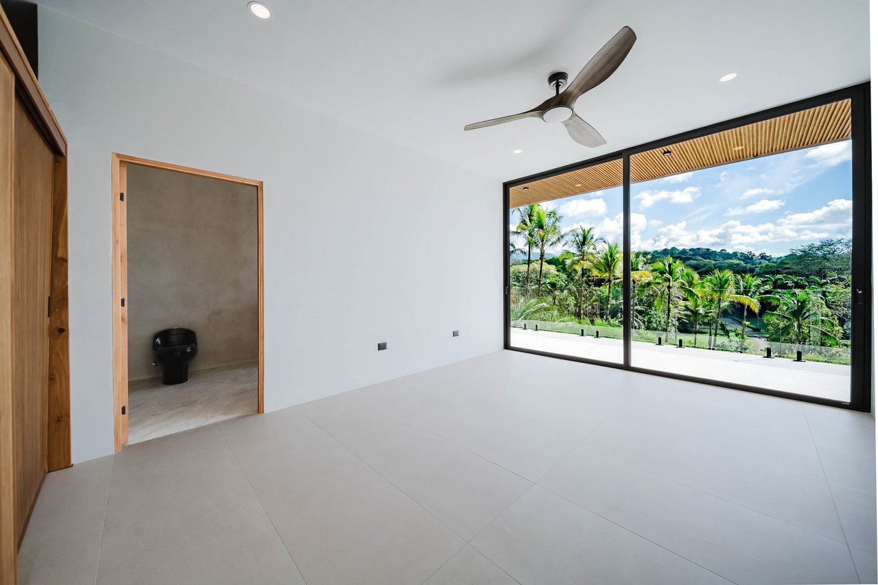 Finca Tranquila Brand New Luxury Residence